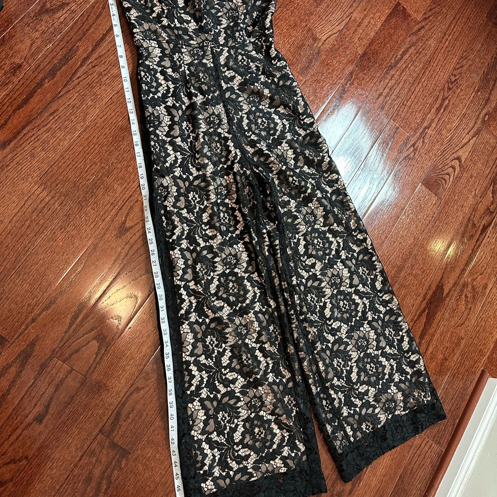 Julia Jordan Elegant Black Lace Jumpsuit - Picture 15 of 16